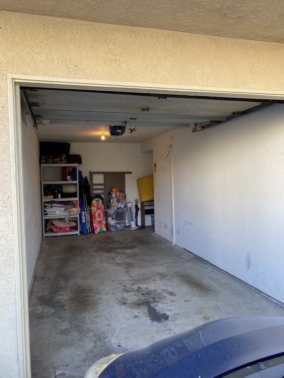 Garage for rent in SanDiego, CA Self Storage Unit